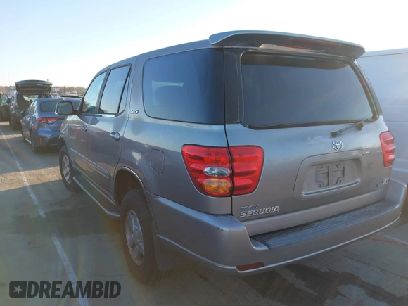 2002 Toyota Sequoia SR5 with VIN 5TDZT34A92S094303, listed as a IAAI auction lot 41739875 with 250,576 mi miles and . Bid and sale history available at carsss.com. Image 3.