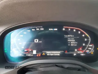 2022 BMW X4 M z VIN 5YM23EC01N9J82231, wystawiony jako Copart lot #43271695 z przebiegiem 20 715 mil mil oraz Szkody całkowita. Historia ofert i sprzedaży dostępna na DreamBid. Obrazek 9.