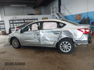 2019 Nissan Sentra SV z VIN 3N1AB7AP5KY453853, wystawiony jako IAAI lot #42187825 z przebiegiem 64 495 mil mil oraz . Historia ofert i sprzedaży dostępna na DreamBid. Obrazek 14.