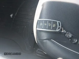 2019 Genesis G80 3.8L with VIN KMHGN4JE6KU296277, listed as a IAAI auction lot 42826288 with 57,471 mi miles and . Bid and sale history available at DreamBid. Image 11.