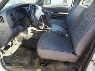 2001 Dodge 1500 Work Special z VIN 1B7HC16X91S317916, wystawiony jako Copart lot #87880255 z przebiegiem 139 941 mil mil oraz Czysty tytuł • Clean title. Historia ofert i sprzedaży dostępna na DreamBid. Obrazek 7.