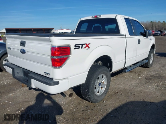 2014 Ford F-150 XL with VIN 1FTFX1EF1EFB73703, listed as a IAAI auction lot 41576855 with 122,721 mi miles. Bid and sale history available at carsss.com. Image 4.
