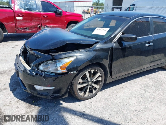 2014 Nissan Altima S with VIN 1N4AL3AP1EN345420, listed as a IAAI auction lot 42066721 with 145,581 mi miles and . Bid and sale history available at carsss.com. Image 6.