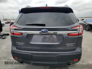2024 Subaru Ascent Limited z VIN 4S4WMAUD2R3454467, wystawiony jako Copart lot #53124355 z przebiegiem 8 096 mil mil oraz Szkoda całkowita • Salvage title. Historia ofert i sprzedaży dostępna na DreamBid. Obrazek 6.
