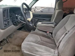 2003 Chevrolet Suburban LS z VIN 3GNEC16Z13G186812, wystawiony jako Copart lot #58567425 z przebiegiem 302 320 mil mil oraz Szkoda całkowita • Salvage title. Historia ofert i sprzedaży dostępna na DreamBid. Obrazek 7.