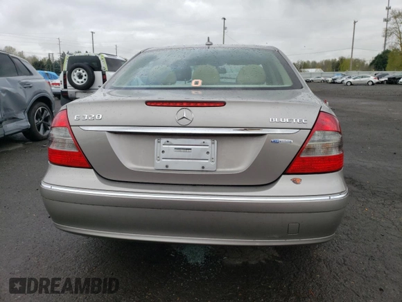 2008 Mercedes-Benz E 320 with VIN WDBUF22X98B323435, listed as a Copart auction lot 51623005 with 108,676 mi miles and Salvage Title. Bid and sale history available at DreamBid. Image 6.