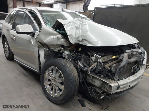 2007 Ford Edge SEL PLUS with VIN 2FMDK39C77BB61895, listed as a IAAI auction lot 42012718 with 240,085 mi miles. Bid and sale history available at carsss.com. Image 1.