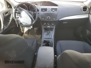 2012 Mazda 3 i Sport z VIN JM1BL1UFXC1621717, wystawiony jako Copart lot #54378805 z przebiegiem Nie podano mil oraz Szkoda całkowita • Salvage title. Historia ofert i sprzedaży dostępna na DreamBid. Obrazek 8.
