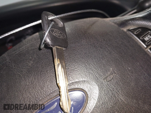 2004 Ford F-250 XL с VIN 1FTNW21S54EC91846, выставлен на аукционе IAAI как лот 42067319 с пробегом 123 329 миль миль и . История ставок и продаж доступна на DreamBid. Изображение 11.