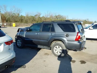 2006 Toyota 4Runner SR5 with VIN JTEZU14R060071424, listed as a IAAI auction lot 41154870 with 95,901 mi miles and . Bid and sale history available at DreamBid. Image 14.