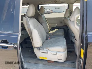 2011 Toyota Sienna XLE с VIN 5TDDK3DC7BS014835, выставлен на аукционе IAAI как лот 42433053 с пробегом 291 762 миль миль и . История ставок и продаж доступна на DreamBid. Изображение 8.