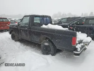 1988 Ford F-150 with VIN 2FTDF15Y1JCA99085, listed as a Copart auction lot 44428255 with 84,149 mi miles and Non Repairable. Bid and sale history available at carsss.com. Image 2.