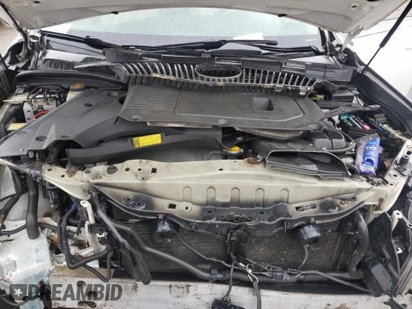 2010 Lexus RX 450h with VIN JTJBC1BA0A2400901, listed as a Copart auction lot 58485755 with 209,648 mi miles and Salvage title. Bid and sale history available at DreamBid. Image 12.