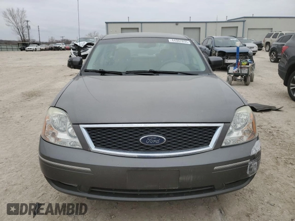 2005 Ford Five Hundred SEL with VIN 1FAHP24185G205163, listed as a Copart auction lot 44597855 with 195,566 mi miles and Salvage Title. Bid and sale history available at carsss.com. Image 5.