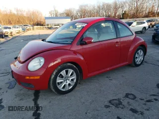 2009 Volkswagen New Beetle Coupe S with VIN 3VWPW31C19M504894, listed as a Copart auction lot 88869905 with 127,461 mi miles and Salvage Title. Bid and sale history available at carsss.com. Image 1.
