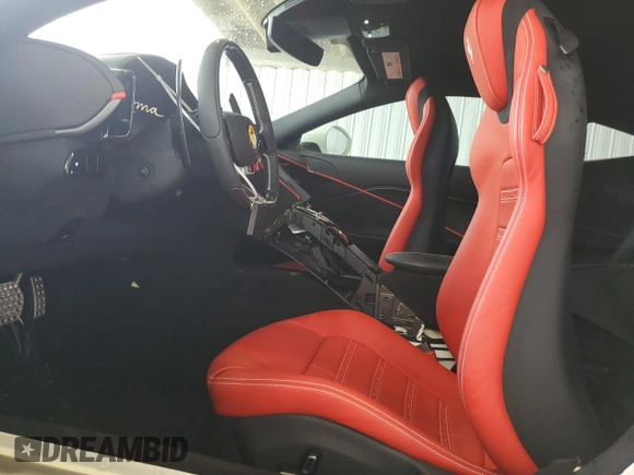 2024 Ferrari Roma z VIN ZFF98RNA4R0301164, wystawiony jako Copart lot #61120144 z przebiegiem 1263 mil mil oraz Nie do naprawy. Historia ofert i sprzedaży dostępna na DreamBid. Obrazek 7.