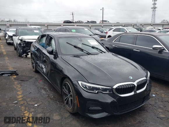 2021 BMW 3 Series 330i with VIN 3MW5R1J00M8B80041, listed as a IAAI auction lot 41727136 with 1 mi miles. Bid and sale history available at carsss.com. Image 1.