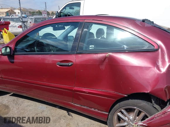 2003 Mercedes-Benz C 230 Kompressor with VIN WDBRN40J53A378773, listed as a IAAI auction lot 42208153 with Not provided miles and . Bid and sale history available at DreamBid. Image 14.