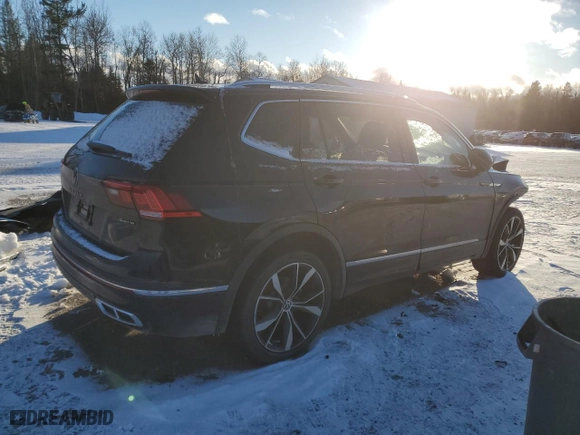 2024 Volkswagen Tiguan SEL R-Line with VIN 3VV4B7AX9RM109679, listed as a Copart auction lot 85866034 with 46,957 mi miles and Salvage Title. Bid and sale history available at carsss.com. Image 3.