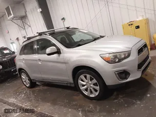 2013 Mitsubishi Outlander Sport SE with VIN 4A4AR4AU3DE020408, listed as a IAAI auction lot 41755190 with 137,772 mi miles. Bid and sale history available at carsss.com. Image 14.
