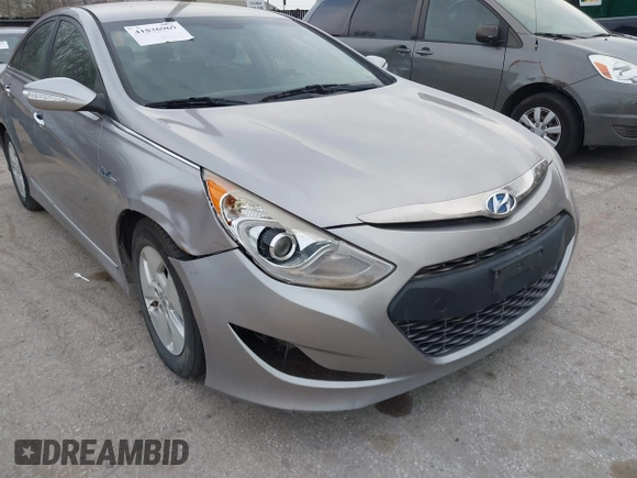 2012 Hyundai Sonata Hybrid with VIN KMHEC4A44CA031963, listed as a IAAI auction lot 41836969 with 251,112 mi miles and . Bid and sale history available at DreamBid. Image 6.