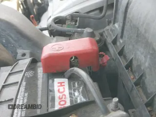 2006 Toyota Sienna XLE with VIN 5TDZA22C76S449382, listed as a IAAI auction lot 41850984 with 109,826 mi miles and . Bid and sale history available at DreamBid. Image 12.