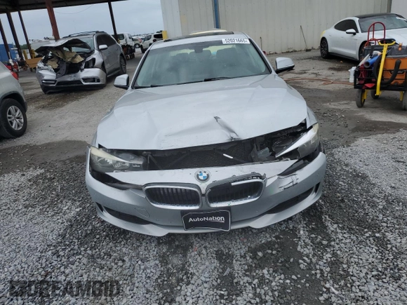 2015 BMW 3 Series 328i z VIN WBA3A5C52FF606921, wystawiony jako Copart lot #52021665 z przebiegiem 115 923 mil mil oraz Szkoda całkowita • Salvage title. Historia ofert i sprzedaży dostępna na DreamBid. Obrazek 5.