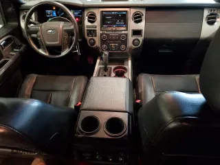 2015 Ford Expedition Max XLT with VIN 1FMJK1JTXFEF15513, listed as a Copart auction lot 62422045 with 135,329 mi miles and Non repairable. Bid and sale history available at DreamBid. Image 8.