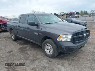2016 Ram 1500 Tradesman z VIN 1C6RR7ST3GS225175, wystawiony jako IAAI lot #41961672 z przebiegiem 198 673 mil mil oraz . Historia ofert i sprzedaży dostępna na DreamBid. Obrazek 1.