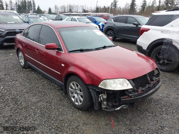 2002 Volkswagen Passat GLS with VIN WVWPD63B32P447516, listed as a IAAI auction lot 41643127 with 198,317 mi miles. Bid and sale history available at carsss.com. Image 1.