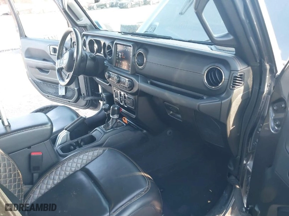 2021 Jeep Gladiator Overland with VIN 1C6HJTFG3ML565828, listed as a IAAI auction lot 41592507 with 43,607 mi miles. Bid and sale history available at carsss.com. Image 5.