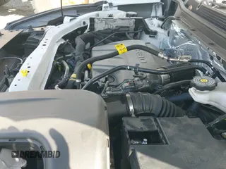 2025 Chevrolet Trax 1RS с VIN KL77LGEP7SC096695, выставлен на аукционе IAAI как лот 42668992 с пробегом 21 030 миль миль и . История ставок и продаж доступна на DreamBid. Изображение 18.