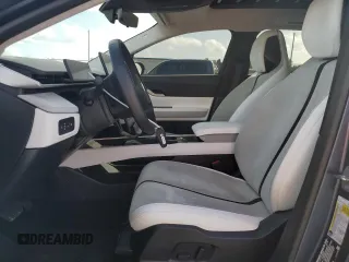 2023 Fisker Ocean One z VIN VCF1ZBU29PG004406, wystawiony jako Copart lot #78444244 z przebiegiem Nie podano mil oraz Nie do naprawy. Historia ofert i sprzedaży dostępna na DreamBid. Obrazek 7.