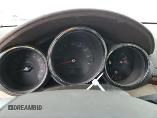 2010 Cadillac CTS Performance z VIN 1G6DM8EG3A0118820, wystawiony jako Copart lot #53737715 z przebiegiem Nie podano mil oraz Szkoda całkowita • Salvage title. Historia ofert i sprzedaży dostępna na DreamBid. Obrazek 9.