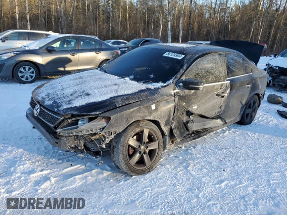 2014 Volkswagen Jetta Sedan SE w/Connectivity with VIN 3VWD07AJ3EM408494, listed as a Copart auction lot 86124904 with 142,115 mi miles and Salvage Title. Bid and sale history available at carsss.com. Image 1.