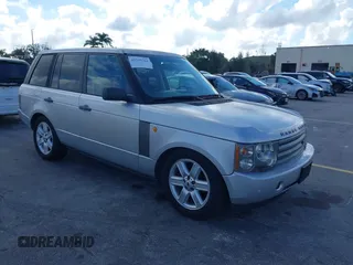 2004 Land Rover Range Rover HSE with VIN SALME11484A146195, listed as a IAAI auction lot 41533764 with 57,781 mi miles. Bid and sale history available at carsss.com. Image 1.