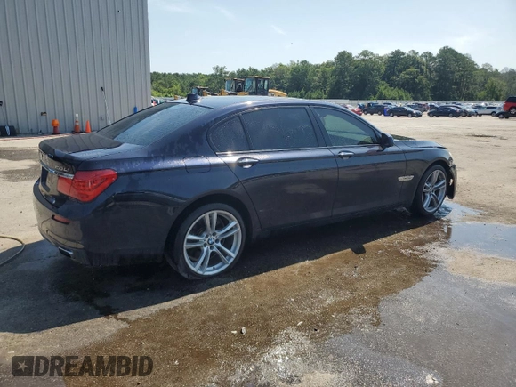 2012 BMW 7 Series 750Li с VIN WBAKB8C56CDX21023, выставлен на аукционе Copart как лот 61988955 с пробегом 145 022 миль миль и Списание • Salvage title. История ставок и продаж доступна на DreamBid. Изображение 3.