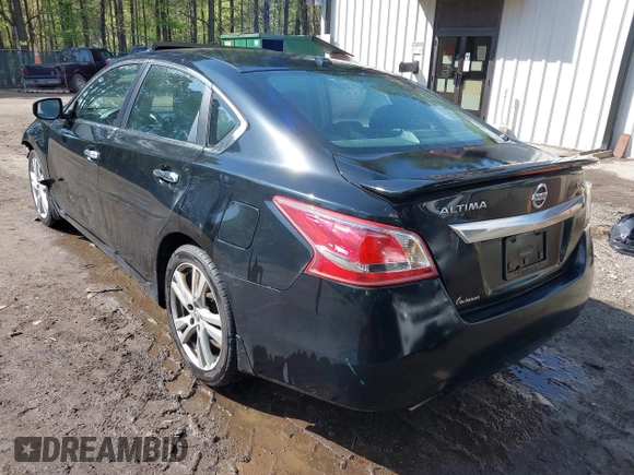 2013 Nissan Altima SL with VIN 1N4BL3AP1DC136290, listed as a IAAI auction lot 41981124 with 181,362 mi miles and . Bid and sale history available at DreamBid. Image 3.