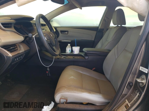2016 Toyota Avalon XLE Premium z VIN 4T1BD1EB8GU055243, wystawiony jako Copart lot #48217345 z przebiegiem Nie podano mil oraz Szkoda całkowita • Salvage title. Historia ofert i sprzedaży dostępna na DreamBid. Obrazek 7.