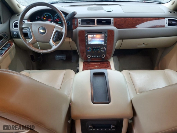 2013 Chevrolet Avalanche LTZ with VIN 3GNMCGE05DG142332, listed as a Copart auction lot 41986565 with 159,086 mi miles and Salvage Title. Bid and sale history available at carsss.com. Image 8.