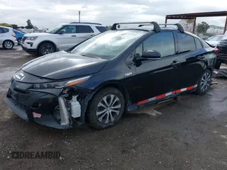 2020 Toyota Prius LE with VIN JTDKARFPXL3145838, listed as a IAAI auction lot 41936362 with 255,980 mi miles and . Bid and sale history available at DreamBid. Image 17.