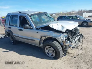 2004 Jeep Liberty Sport with VIN 1J4GL48K84W145318, listed as a IAAI auction lot 41885018 with 174,041 mi miles. Bid and sale history available at carsss.com. Image 1.