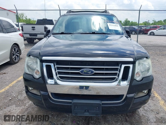 2007 Ford Explorer Sport Trac Limited z VIN 1FMEU53807UA03522, wystawiony jako IAAI lot #42222860 z przebiegiem 205 041 mil mil oraz . Historia ofert i sprzedaży dostępna na DreamBid. Obrazek 6.