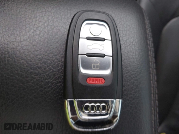 2013 Audi A5 Premium Plus z VIN WAULFAFR8DA070141, wystawiony jako IAAI lot #41729584 z przebiegiem 176 662 mil mil oraz . Historia ofert i sprzedaży dostępna na DreamBid. Obrazek 11.