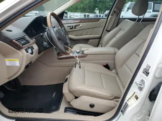 2012 Mercedes-Benz E 350 Luxury with VIN WDDHF5KB8CA584407, listed as a Copart auction lot 54925505 with 81,030 mi miles and Salvage Title. Bid and sale history available at DreamBid. Image 7.