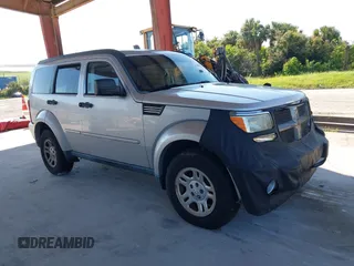 2011 Dodge Nitro SE z VIN 1D4PT2GK0BW535485, wystawiony jako IAAI lot #40405360 z przebiegiem 223 882 mil mil oraz . Historia ofert i sprzedaży dostępna na DreamBid. Obrazek 1.