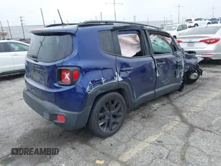 2018 Jeep Renegade Latitude with VIN ZACCJABB5JPJ07925, listed as a IAAI auction lot 41892633 with 141,975 mi miles and . Bid and sale history available at carsss.com. Image 4.