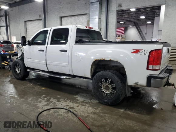 2011 GMC Sierra 2500HD SLE z VIN 1GT120C80BF152148, wystawiony jako Copart lot #75764754 z przebiegiem 193 798 mil mil oraz Szkoda całkowita • Salvage title. Historia ofert i sprzedaży dostępna na DreamBid. Obrazek 2.