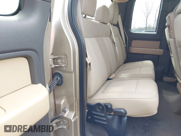 2011 Ford F-150 XL with VIN 1FTFX1EF0BFB59450, listed as a IAAI auction lot 41910213 with 106,603 mi miles and . Bid and sale history available at carsss.com. Image 8.