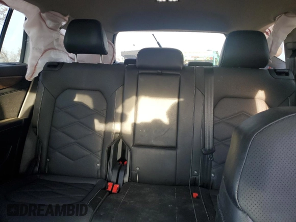 2024 Volkswagen Atlas SE with VIN 1V2WR2CA2RC584251, listed as a Copart auction lot 48496135 with 26,555 mi miles and Clean title. Bid and sale history available at DreamBid. Image 10.